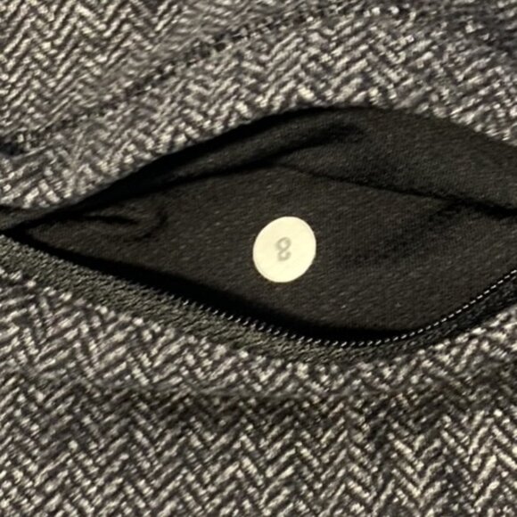 Lululemon Herringbone Base Runner 1/2 Zip Jacket size 8 - Picture 7 of 8